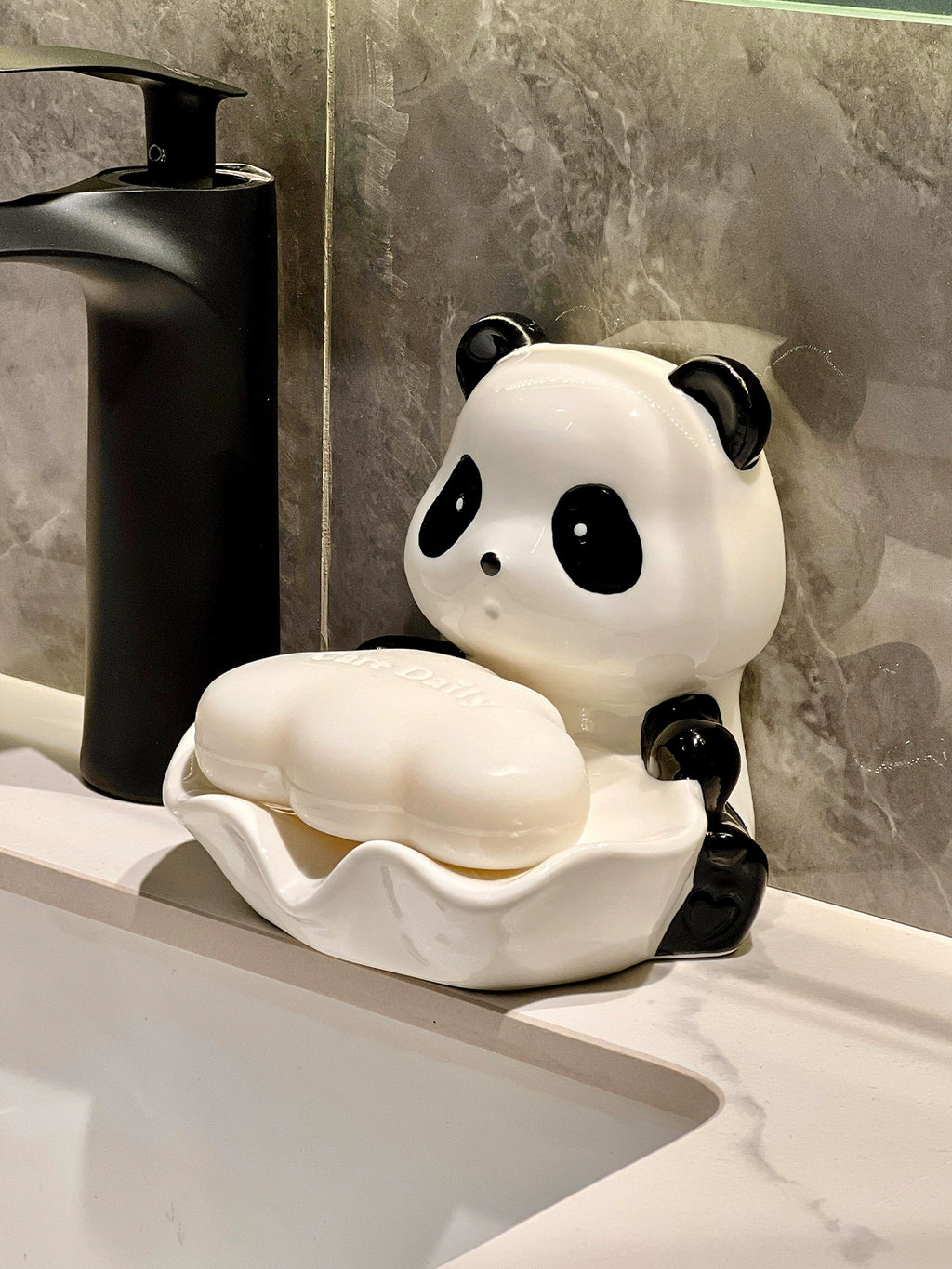 Panda Ceramic Soap Dish – Lotus Leaf Drain Tray, Cute Bathroom Organizer